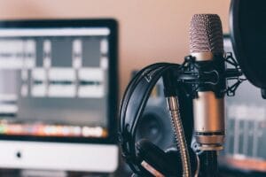 Read more about the article AI Voice Cloning in 2026: Why Content Creators Are Switching Now