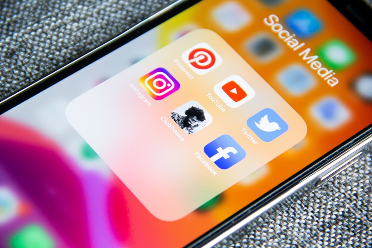 Read more about the article I Built a Free AI Tool for Social Media Posts — Then It Made Me Rethink My Own Workflow