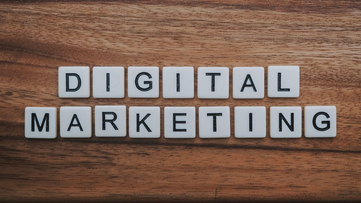 Read more about the article AI Social Media Workflow: How to Cut Writing Time by 80% in 2026