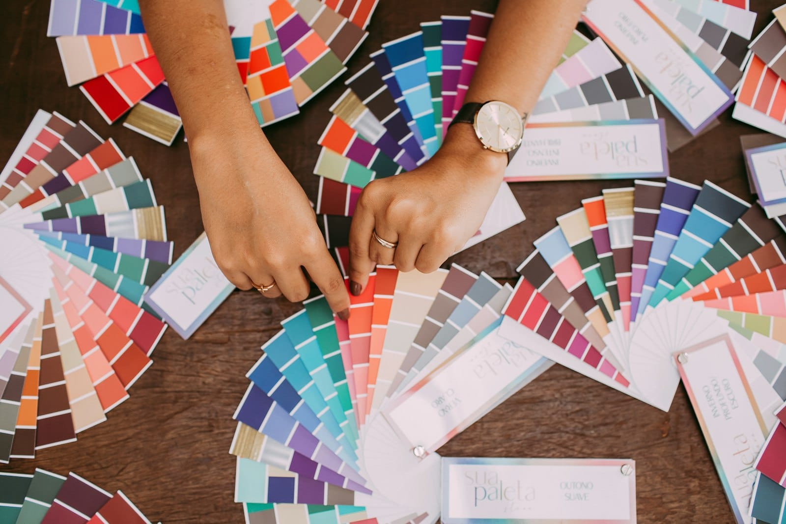 free AI color palette generator tools
